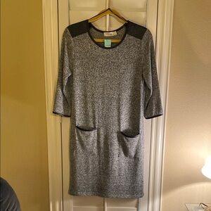 RD Style Gray and Black Sheath Dress 3/4 Raglan Sleeves